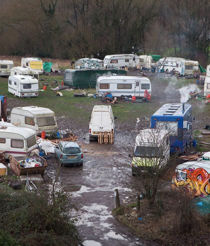 Evicting Travellers from Private Land